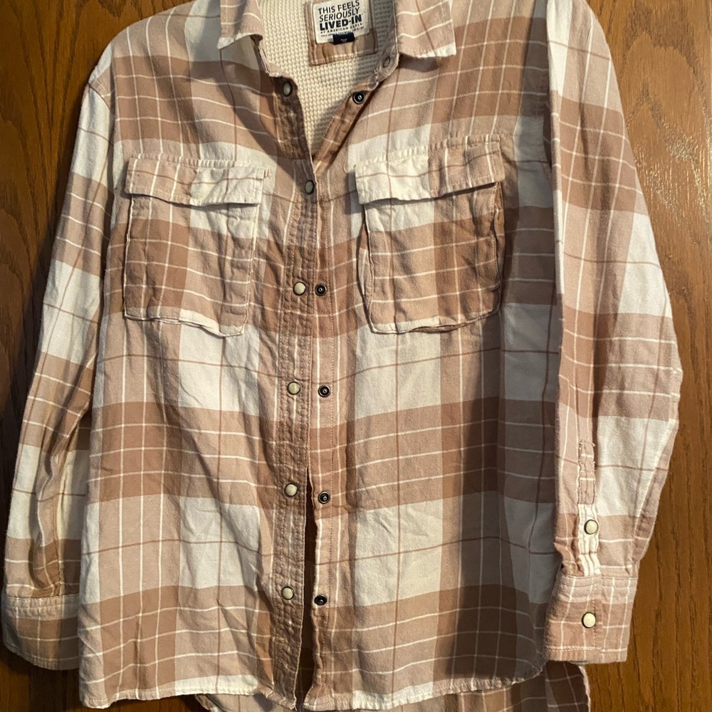 American Eagle Plaid Button-Up Shirt